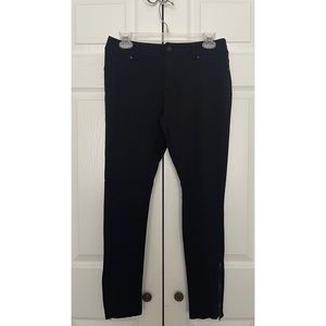 BCBG MaxAzria Ankle Cropped Black Pants